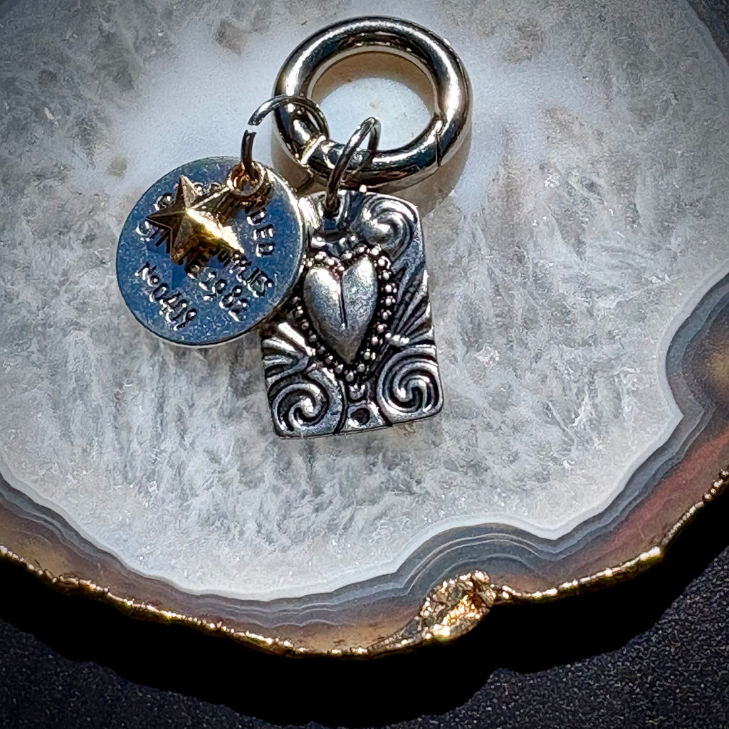Casa Kleiva East Keychain / Charm