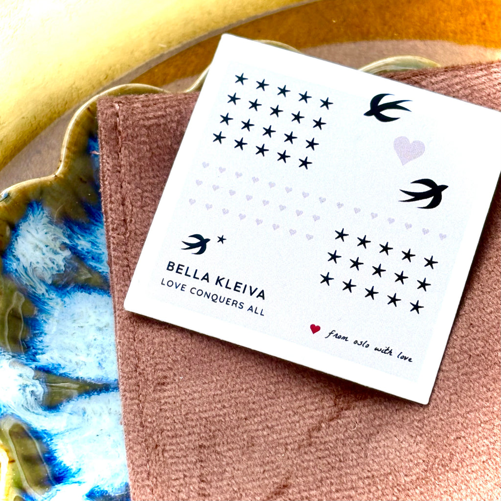 Svelte Envelope Mini Wild Card
