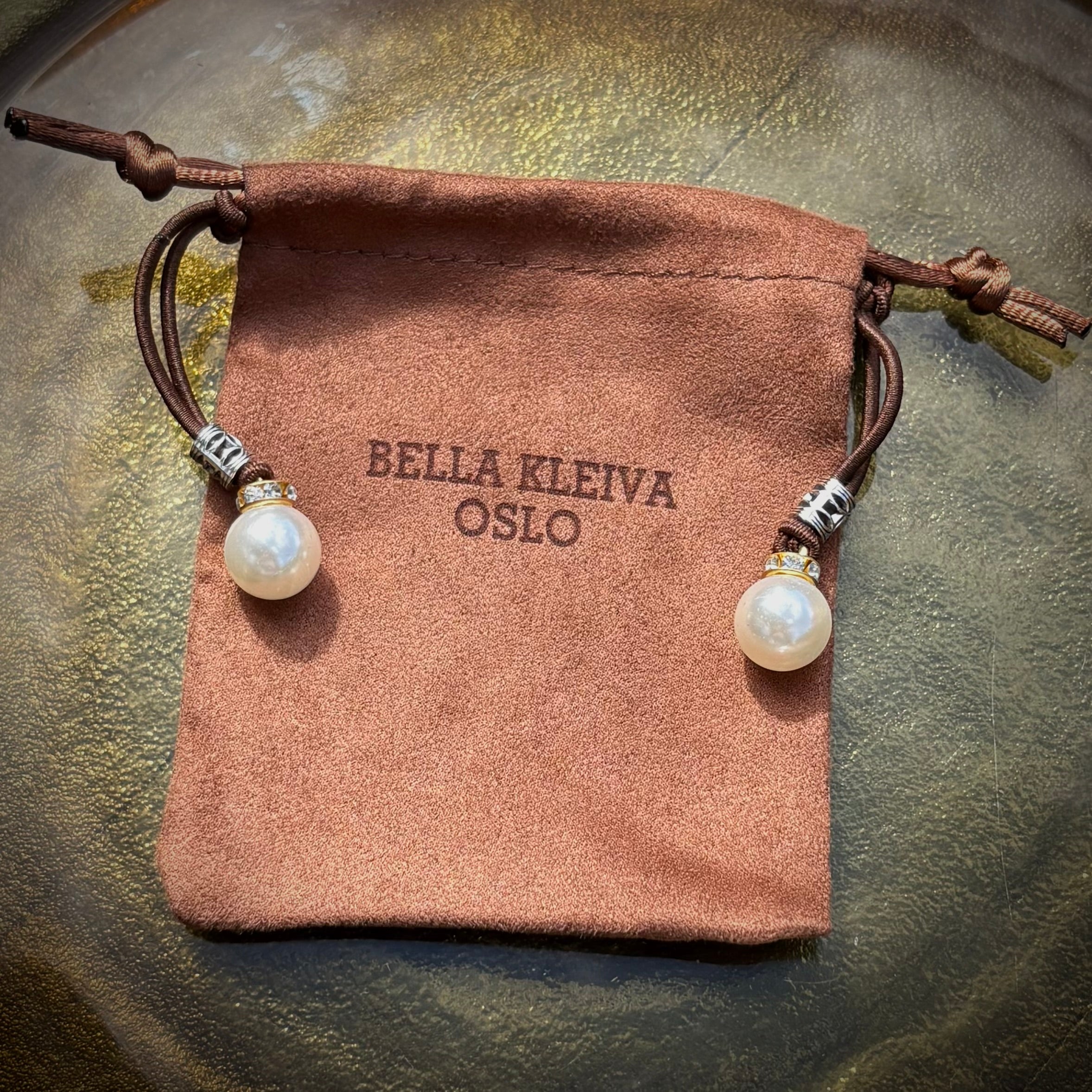 Bella Svelte Wrapture Jewelry Pouch
